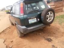 A picture of Honda CR V 99 model Engine and gear AC need