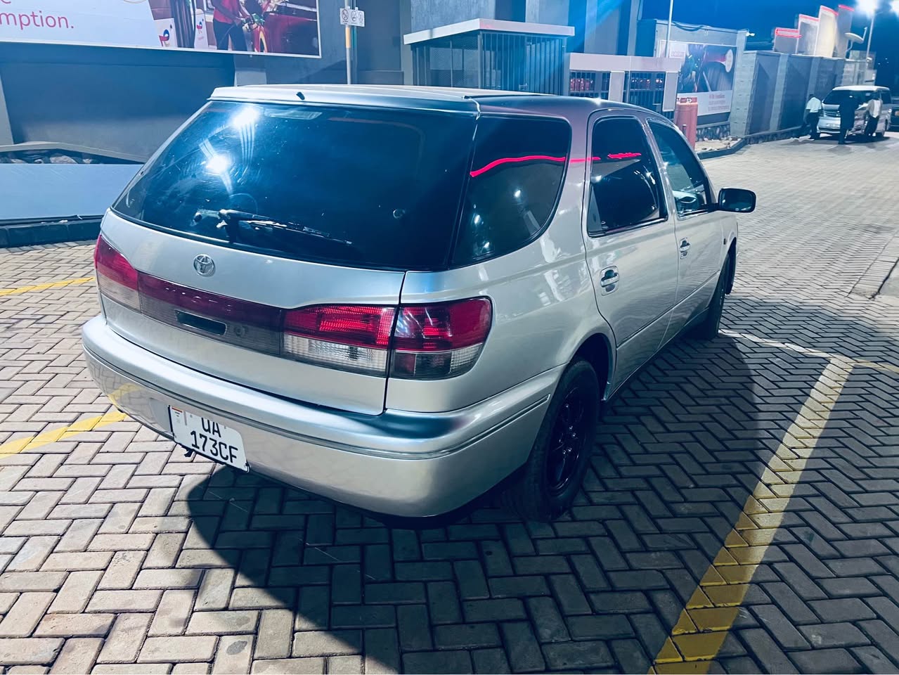 A picture of Toyota Vista