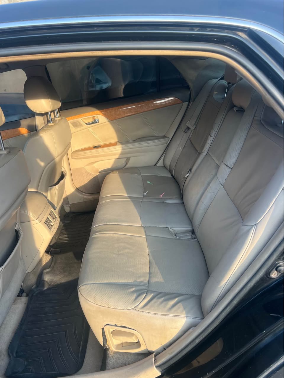A picture of Toyota Avalon 2007 limited edition thump start