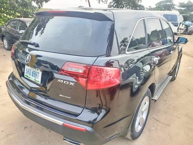 A picture of A very well used MDX for sale The car it