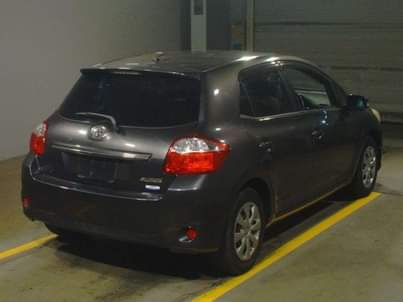 A picture of 2009 toyota auris