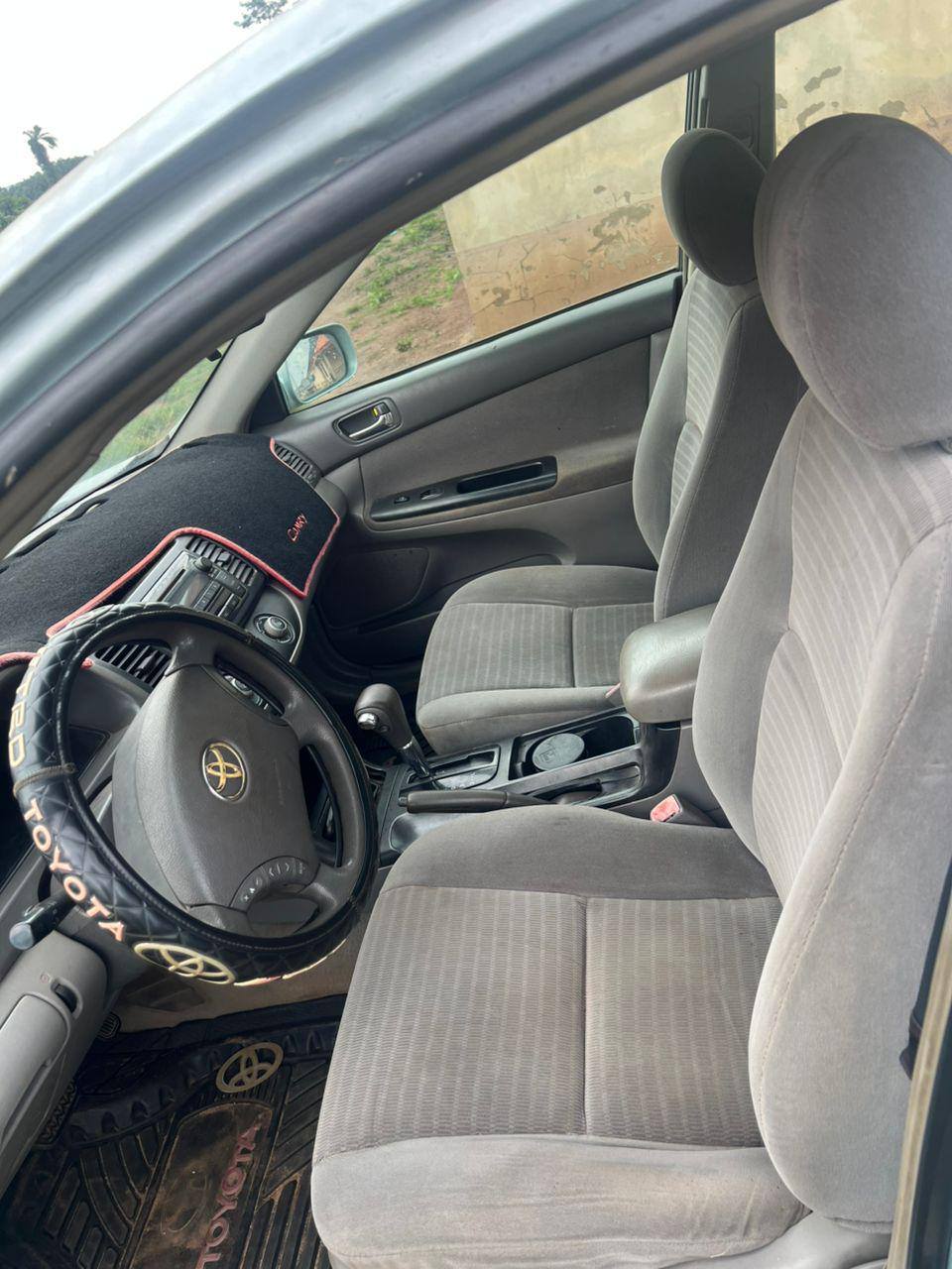 A picture of Toyota camry 2006