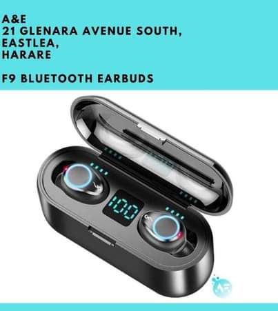 earphones