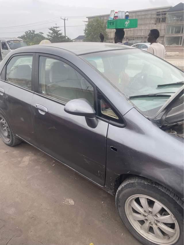 A picture of Honda city 2006
