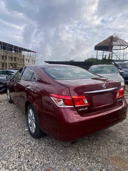 A picture of 2008 lexus es350