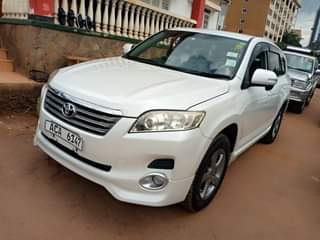 A picture of TOYOTA VANGUARD 2009 MODEL