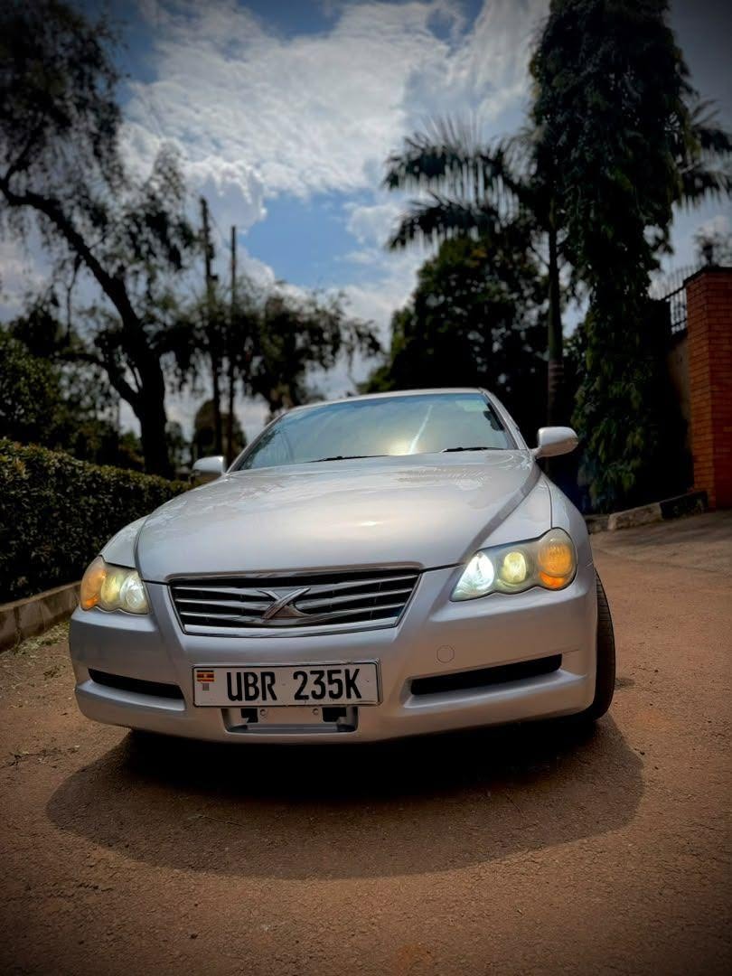 A picture of 2008 Toyota mark x toyota