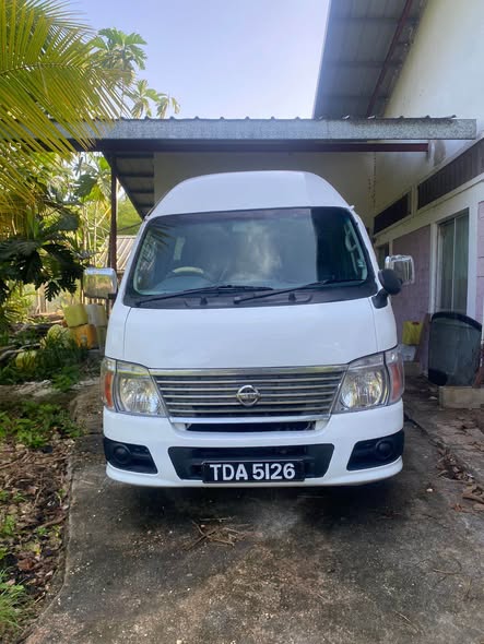 used nissan caravan