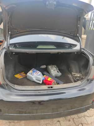 A picture of 2010 Belgium standard Corolla Everything intact