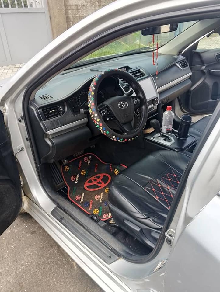 A picture of 2014 TOYOTA CAMRY