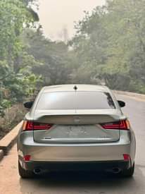 A picture of Lexus Is350