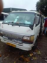 used toyota hiace