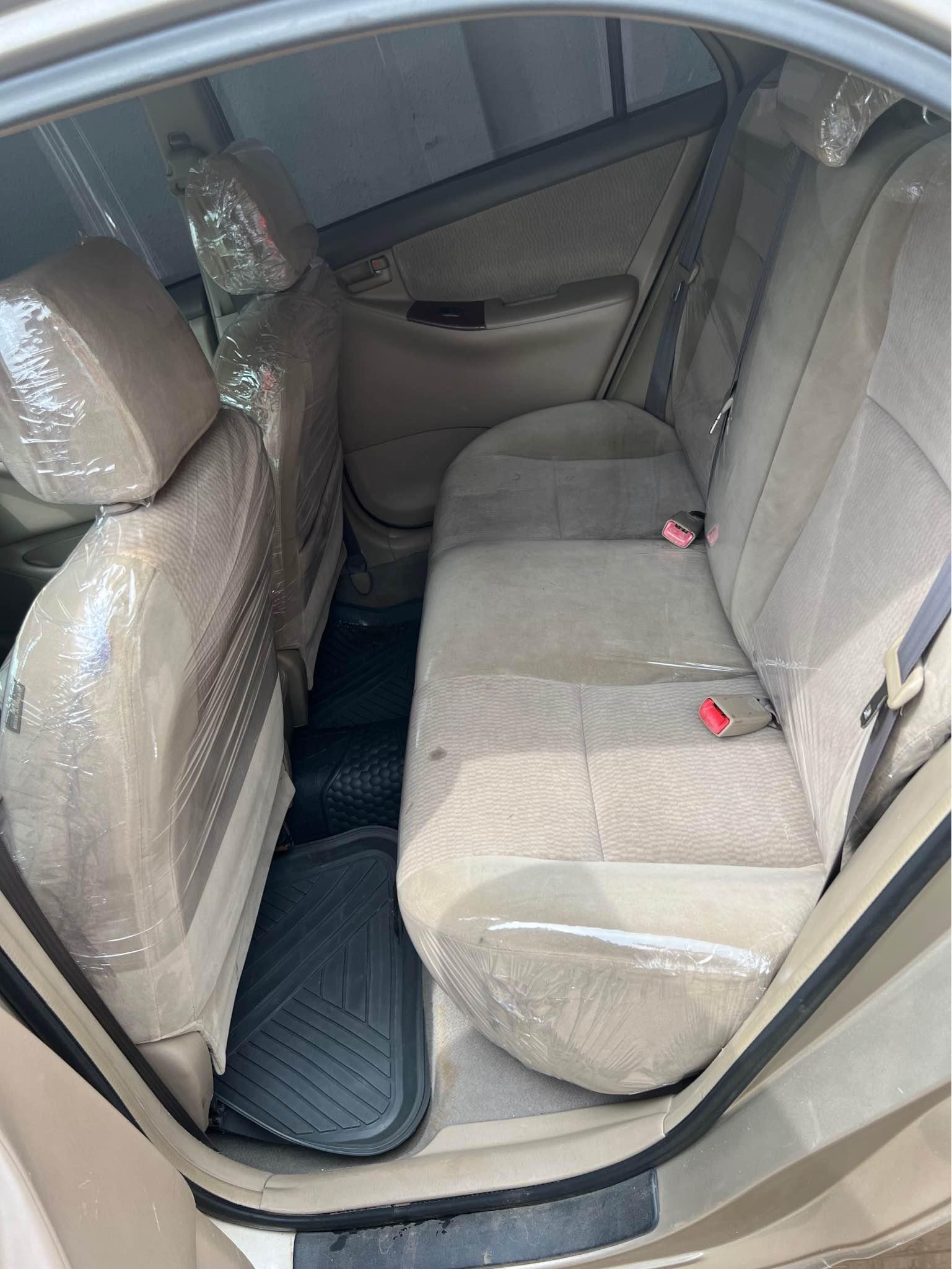 A picture of Toyota Corolla Neatly used 2006 very clean everything is working