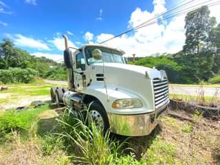 mack trucks