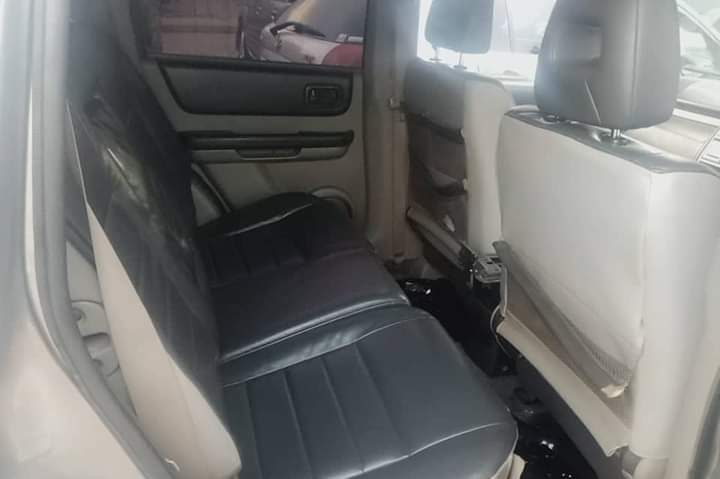 A picture of X trail on sale at 10.5m. 0708594909