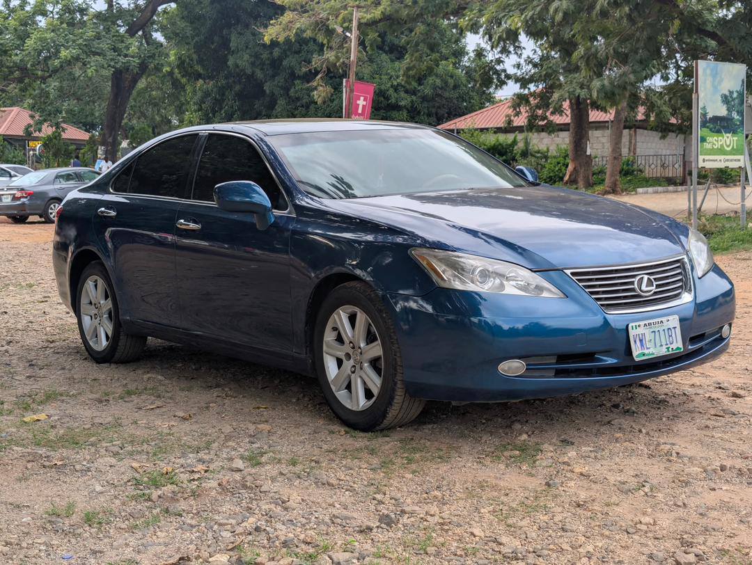 A picture of Lexus es350 2009