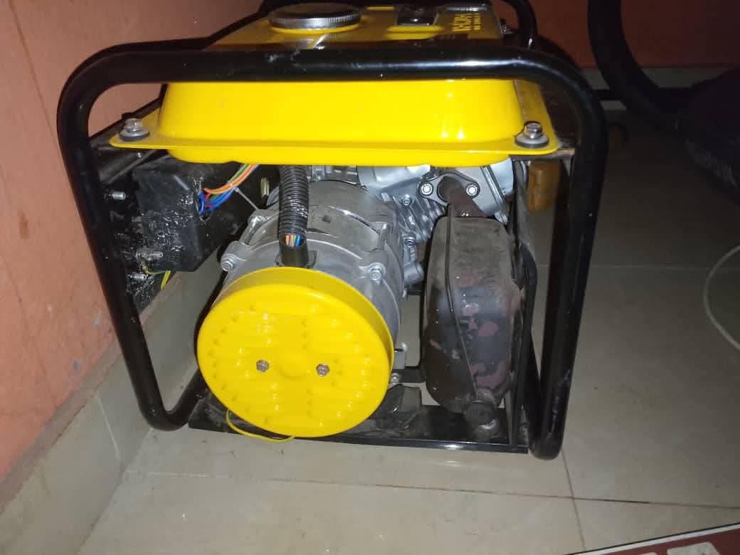 A picture of Generator with cartoon and receipts