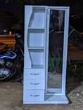 A picture of Dressing table imenyoooka ya kijanjaa unaipata kwa 210000 tu ina