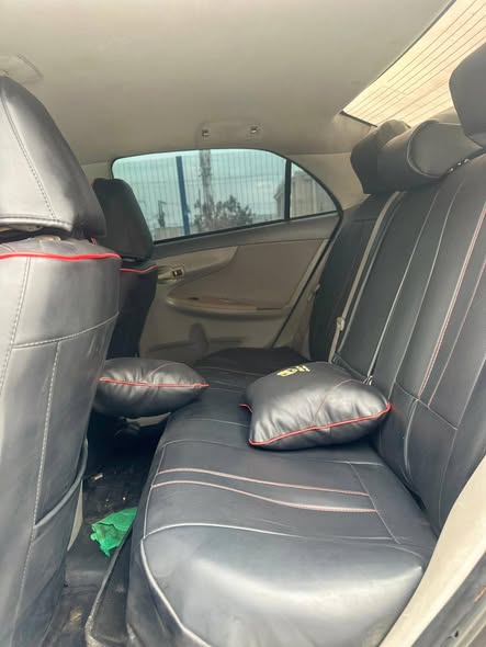 A picture of 2009 Toyota Corolla standard
