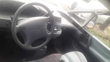 A picture of Automatic Toyota previa