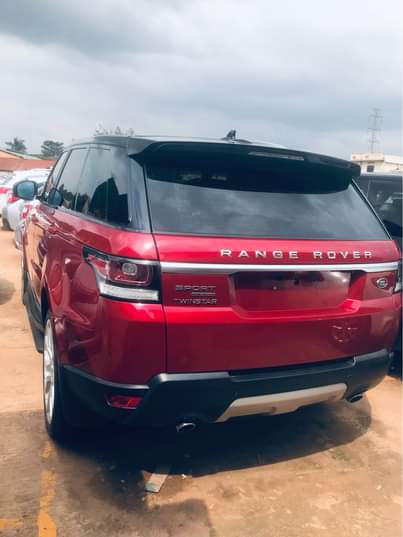 A picture of Range Rover Sport 2016
