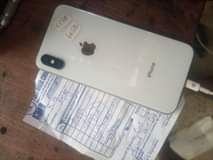 A picture of iPhone X 64gb