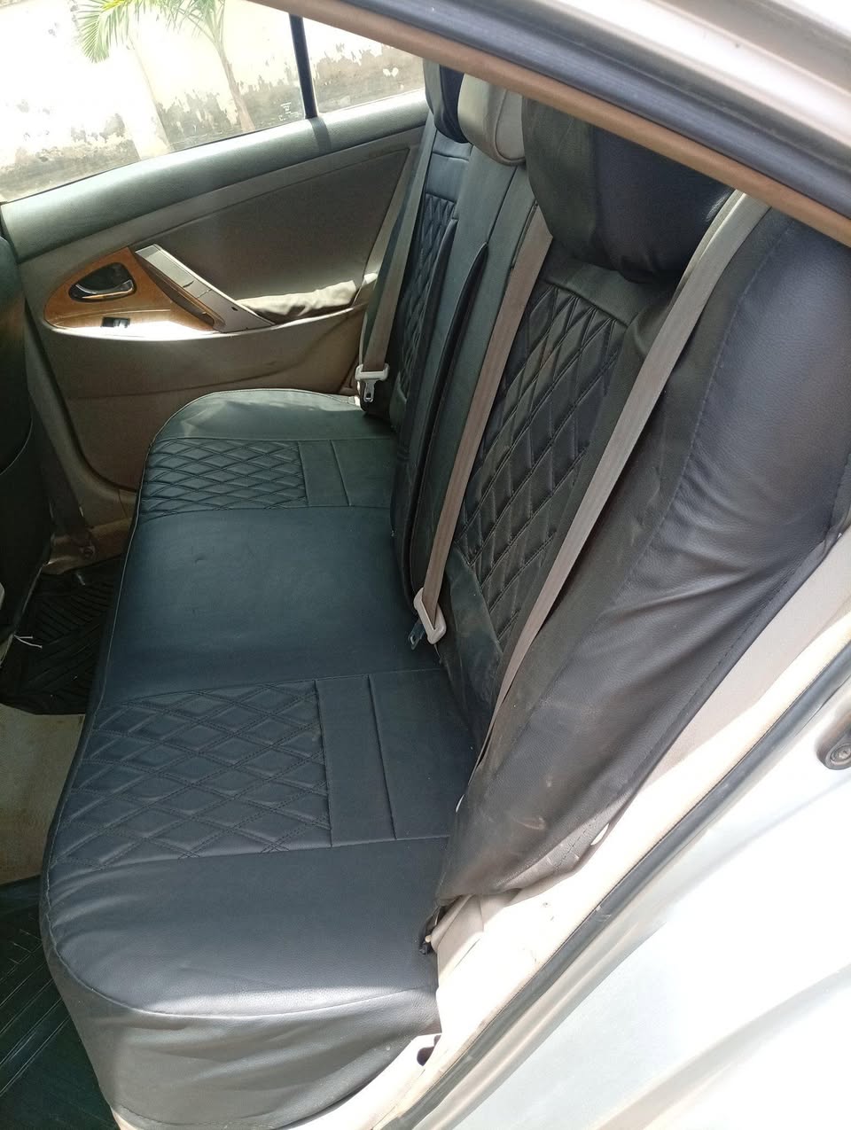 A picture of V6 muscle 2010 Untampered engine and gear AC working Very