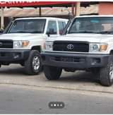 A picture of Ndo zinafanyiwa usafi ziingie sokoni Ni LAND CRUSER LX 1HZ
