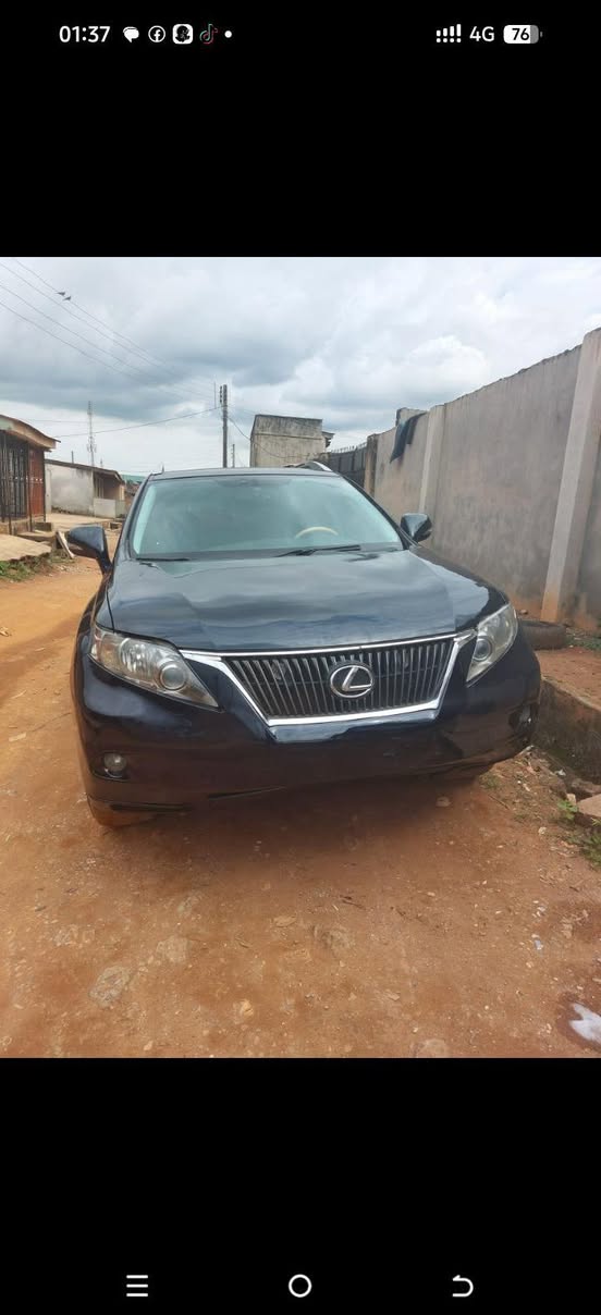 A picture of 2010 Lexus 350
