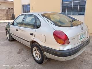 A picture of Toyota Corolla 2002