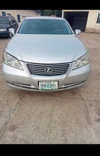 A picture of Lexus Es350