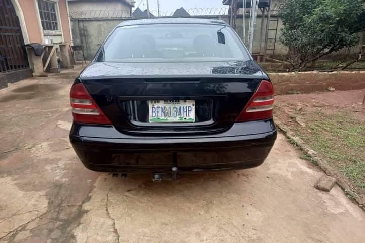 A picture of 2004 Benz Compressor