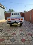A picture of 2001 Toyota Land cruiser