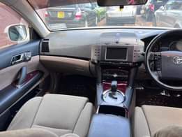 A picture of Mark x...2007...in excellent condition buy and drive nothing to work