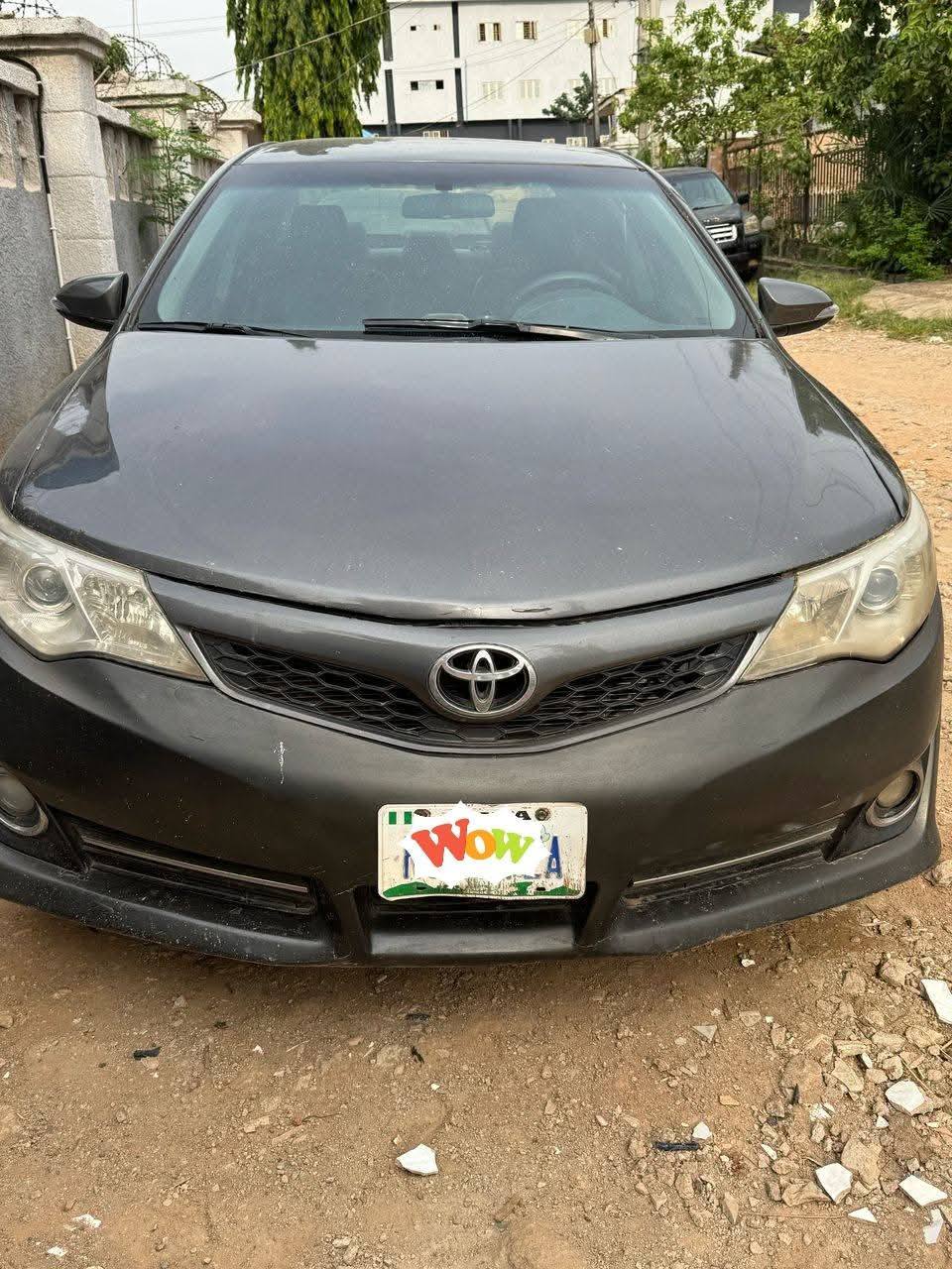 A picture of 2013 camry with untempared engine n gear ac chilling..07087885102