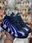 A picture of Men s sneakers