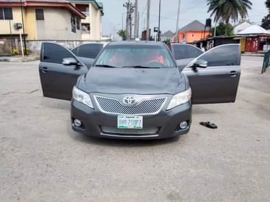 A picture of Neatly used Toyota Camry 2010 model Tumb Start with sound