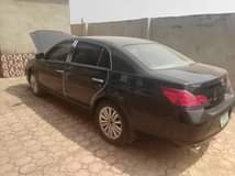 A picture of Toyota Avalon 2007
