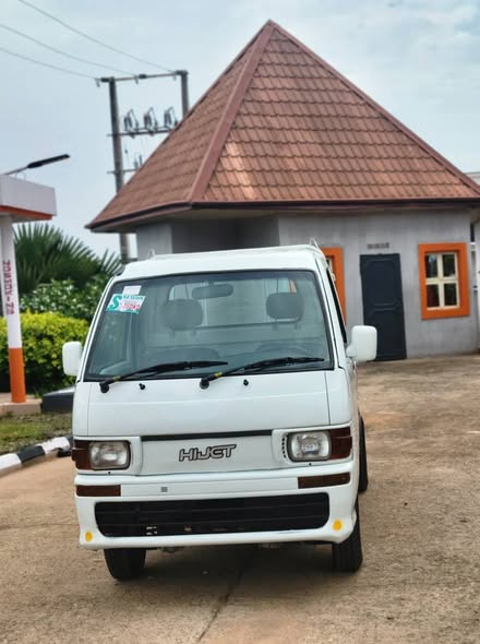 A picture of Hijet pickup