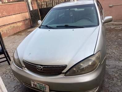 A picture of Market 2004 Camry First body Good gear Engine smokes but