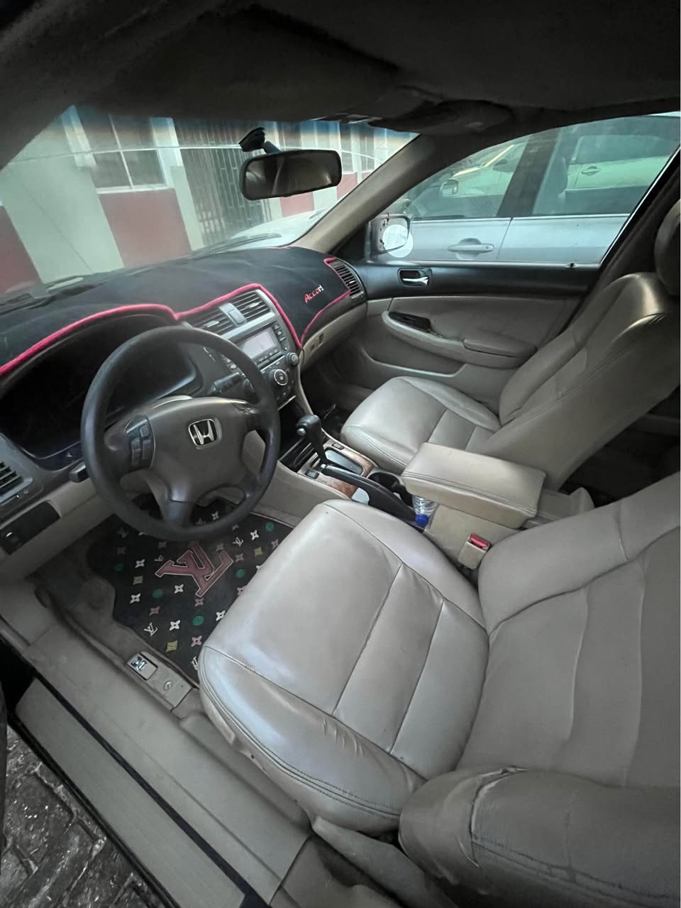 A picture of Honda accord