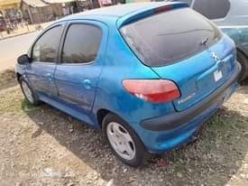 A picture of 2005 Peugeot 206 Salon