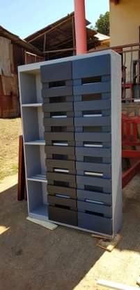 A picture of Bag and shoerack