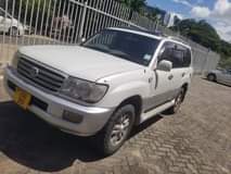A picture of LAND CRUISER