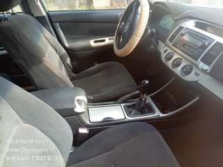 A picture of TOYOTA CAMRY