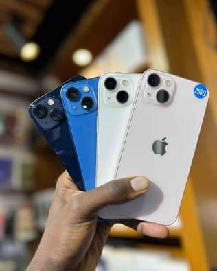 A picture of Apple iPhone x plain accessible now premium dubai used