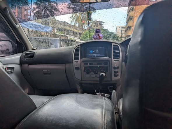 A picture of LAND CRUISER GX