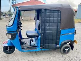 A picture of Tvs kingi