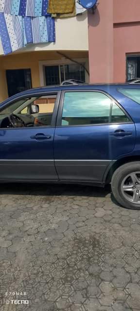 A picture of NEATLY USED RX 300 BELGUIM GRADE UNTAMPERED 4 PLUG ENGINE