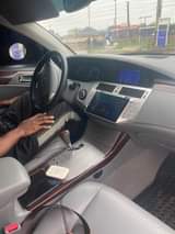 A picture of TOYOTA AVALON 2010 XLS